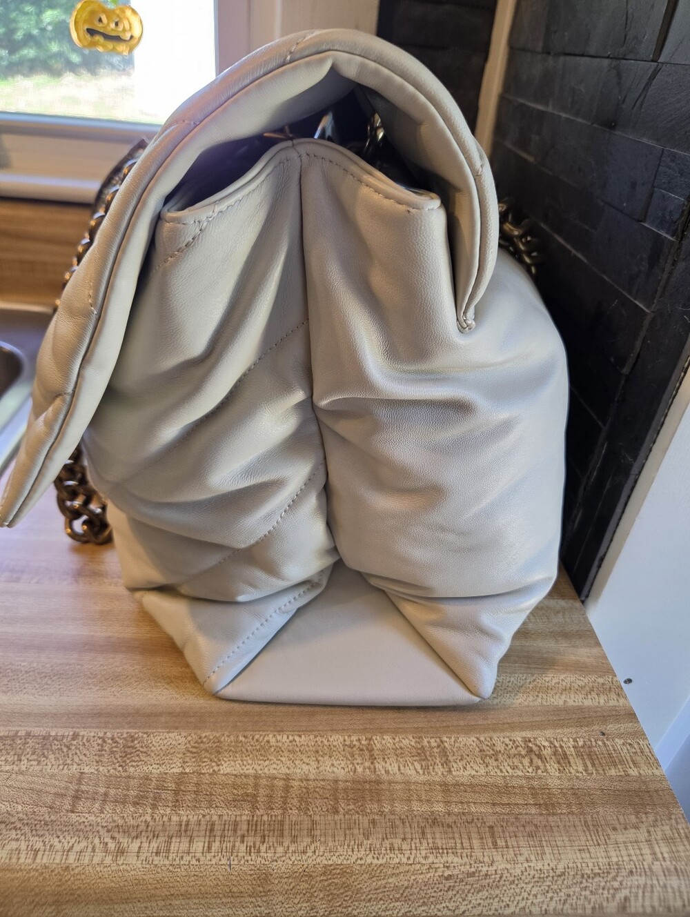 Kurt Geiger NWT Creme Quilted Macro Kensington GORGEOUS - Picture 7 of 11